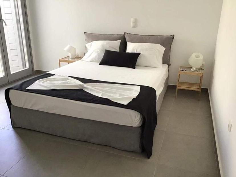 Harma Villas Andros Town Ruang foto